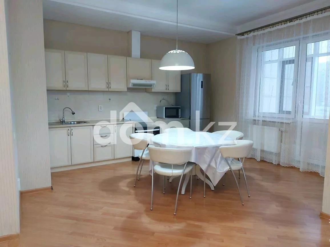 ᐉ Продажа 2-комнатной квартиры в ЖК Абай 2, 79 м², г. Астана, Алматинский  район, ул. Ш. Валиханова (Авдеева), 12 — купить по цене 35300000 ₸